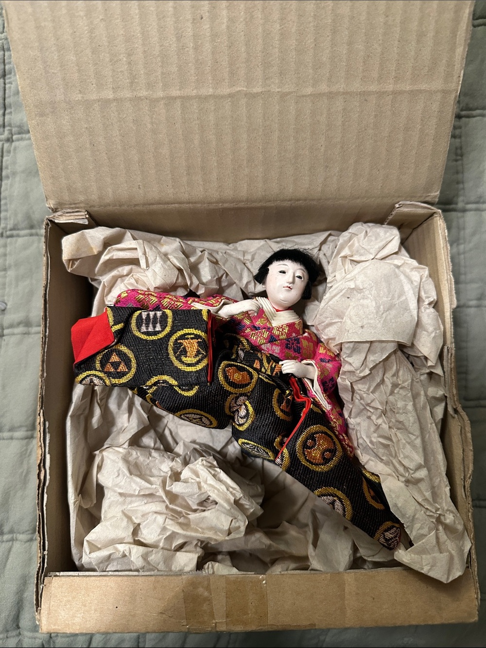 Antique JAPANESE NINGYO DOLL seated ningyo doll in detailed costume